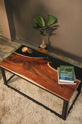 Live Edge Epoxy Coffee Table - A Fusion of Nature and Artistry