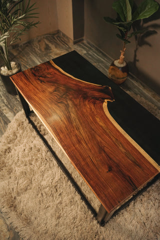 Live Edge Epoxy Coffee Table - A Fusion of Nature and Artistry